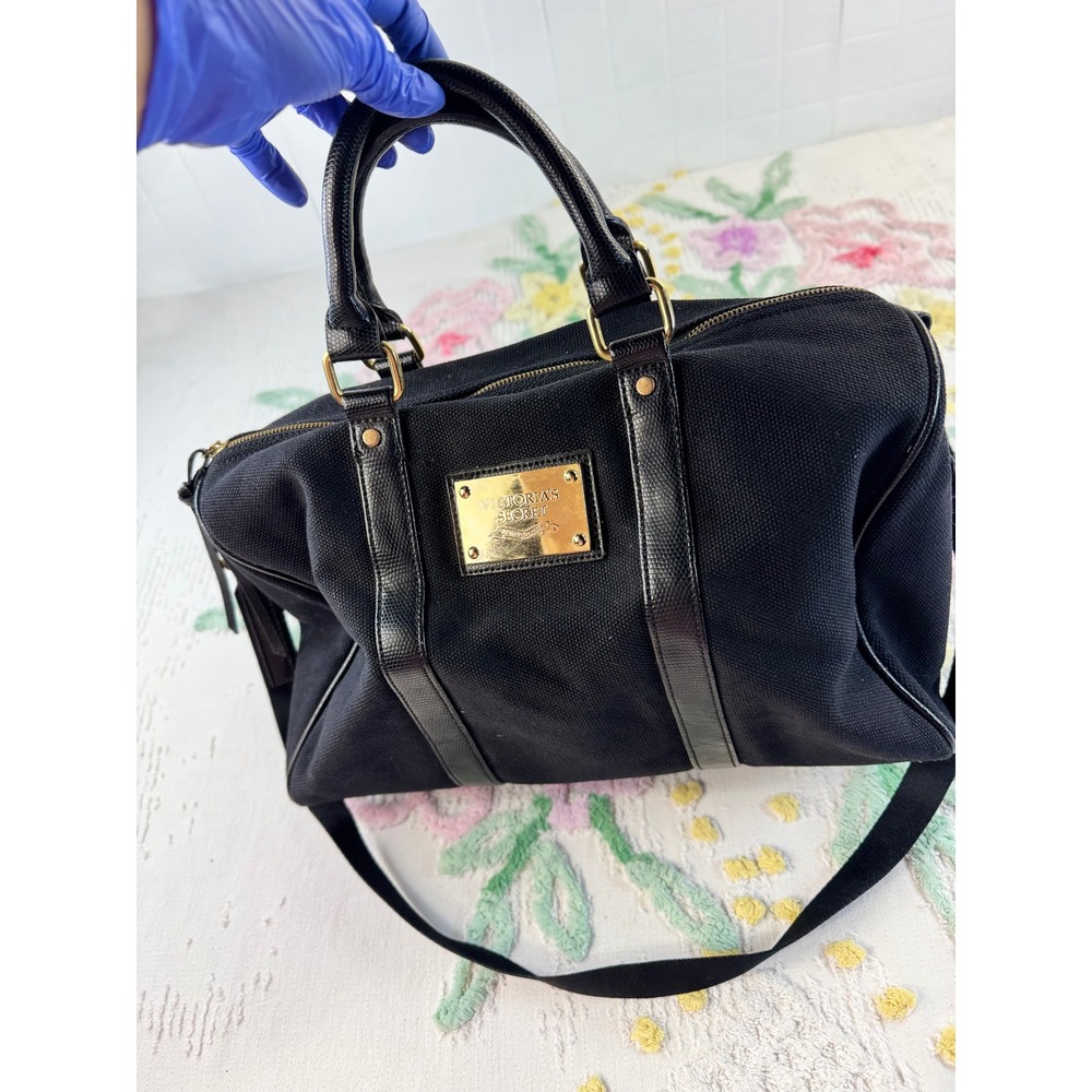 Victorias Secret Black Canvas Duffel Bag Gold Logo Pink Lining Crossbody Satchel - Picture 2 of 10